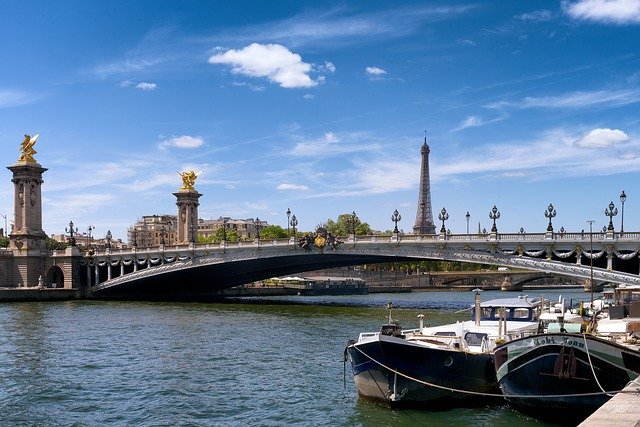 フランスのベストシーズンは夏です♪